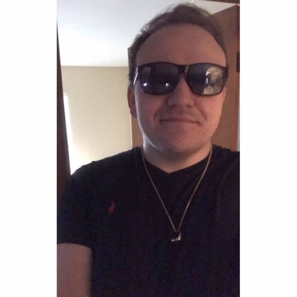 Meet your Posher, Tyler